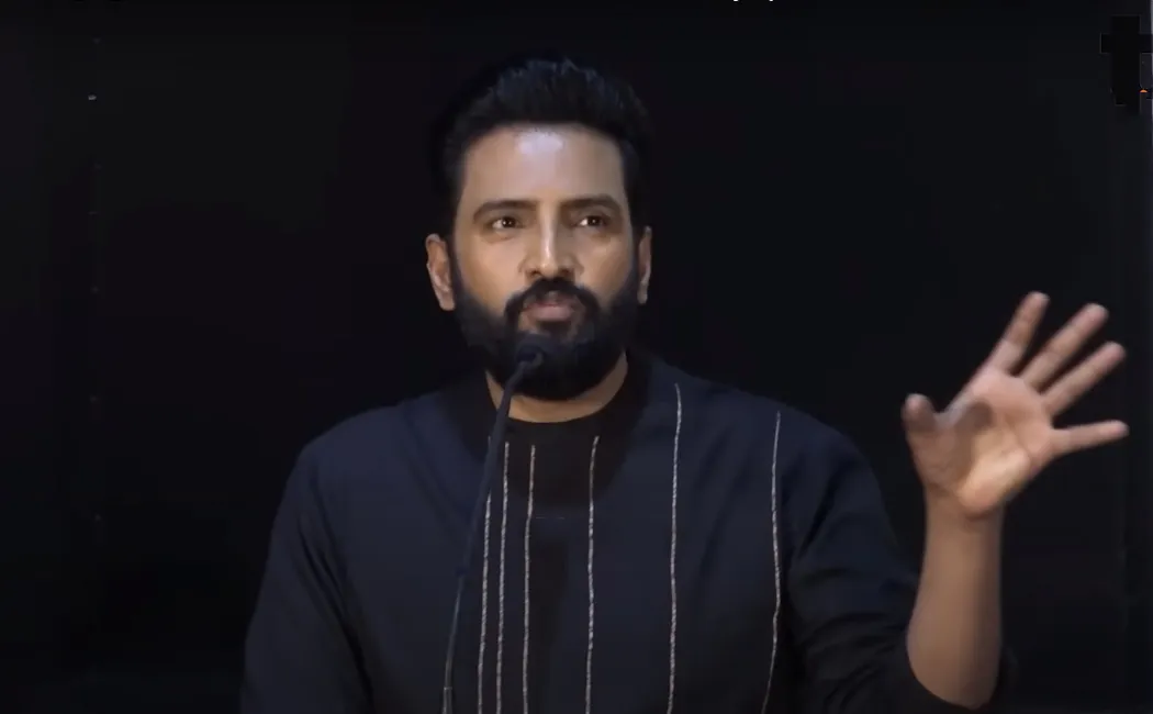 santhanam speech in  DD Returns Press Meet