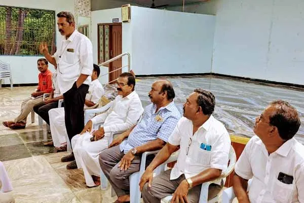 Consultation meeting for tollgate blockade protest near Chidambaram 