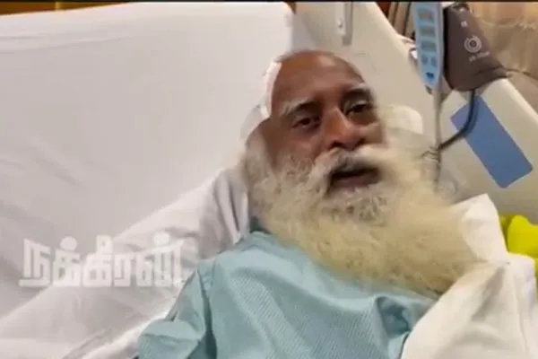 Jaggi Vasudev undergoes surgery at Apollo Hospital due to bleeding in corner