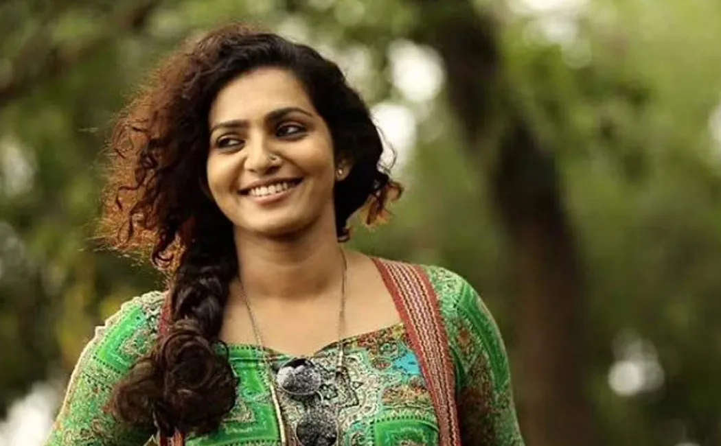 kaali movie director leena manimekalai next with actress parvathi 