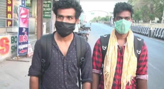 Students  walk  