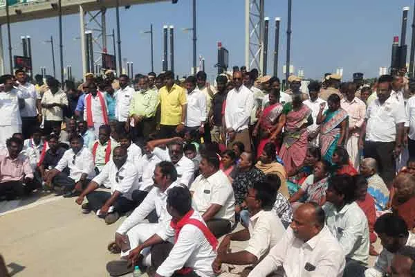 High toll collection at toll booth near Chidambaram