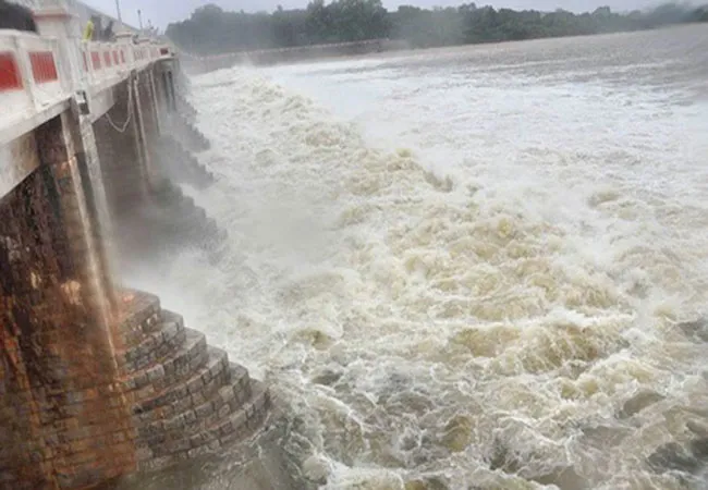 KARNATAKA STATE HEAVY RAIN METTUR DAM WATER RAISED ALERT MINISTRY OF JALSHAKTI 