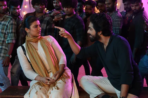 gv prakash aishwarya rajesh starring dear movie review