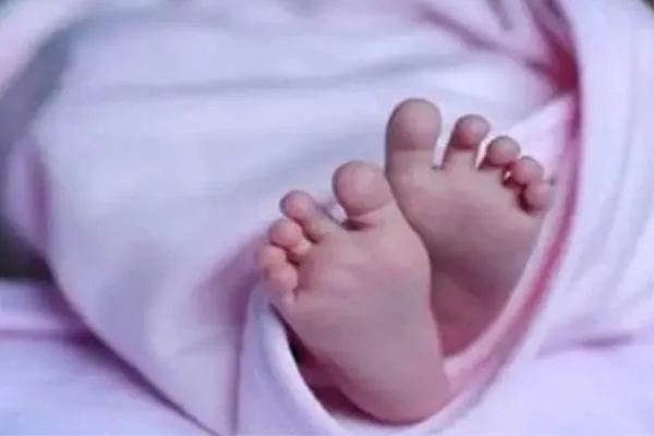 gang sold the baby girl for Rs 4 lakh