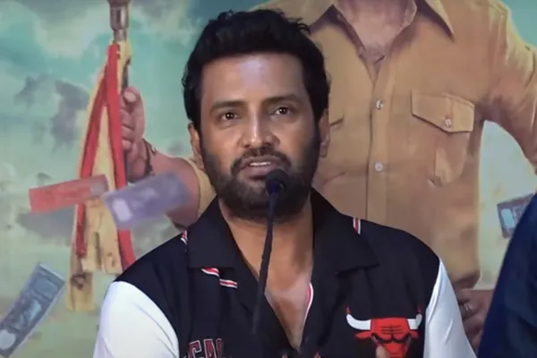santhanam about god beleif in  Vadakkupatti Ramasamy success meet