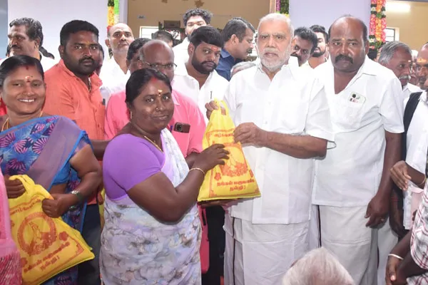 tn govt is determined to solve the problems of drinking water and farmers