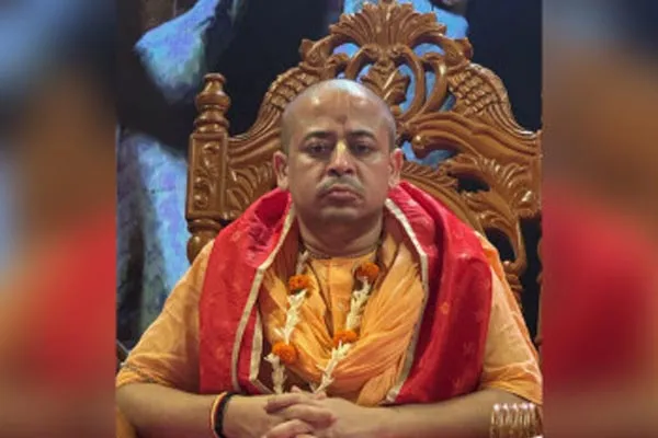 Bangladesh government arrested Hindu religious leader Chinmoy Krishna Das
