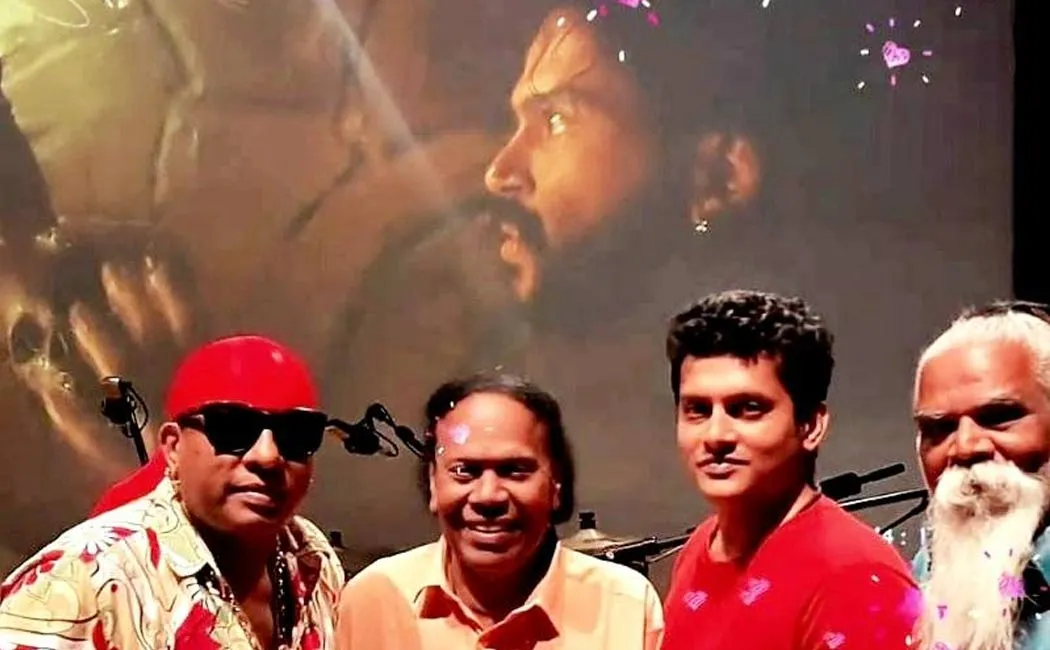 manirathnam 'ponniyin selvan 1'- kaarthi look shared by drums siva mani 