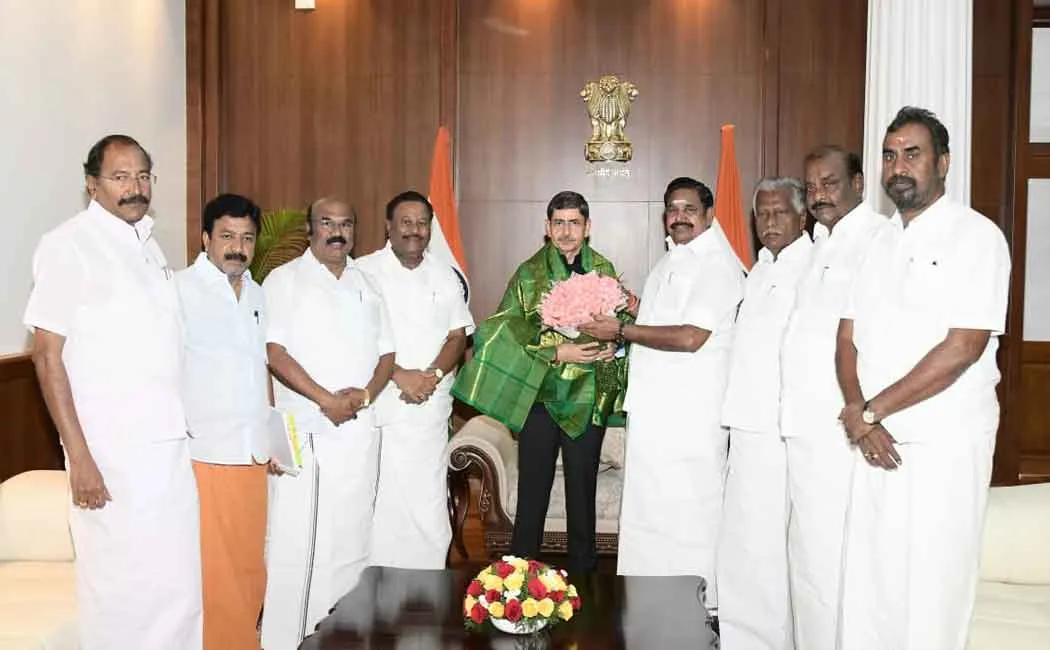 Edappadi Palaniswami meeting with Governor; Advice on key issues
