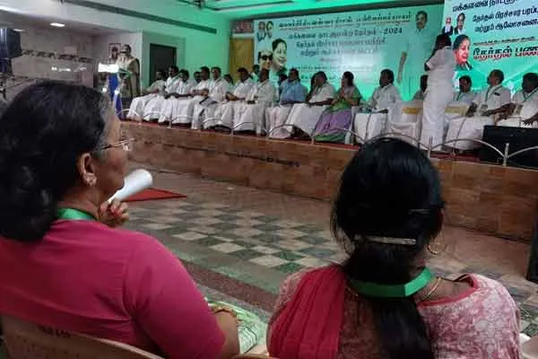 AIADMK speakers raising their voices against Edappadi Palaniswami