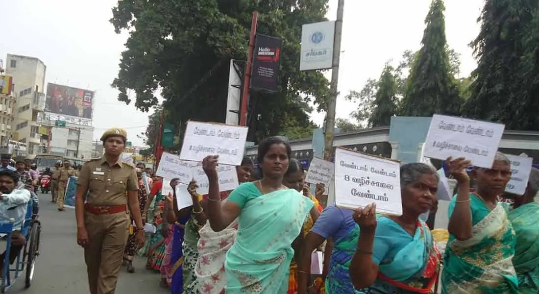  Opponents to eight way road: farmers who broke the eps nose!