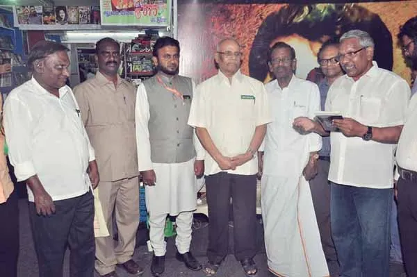 nakkheeran book stall