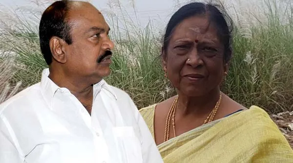 jagathrakshakan wife Anusuya