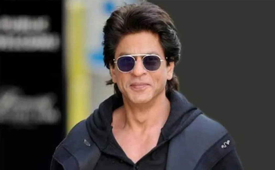 Shah Rukh Khan tweet about rajini and vijay visit his jawan set