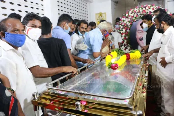 h vasanthakumar  