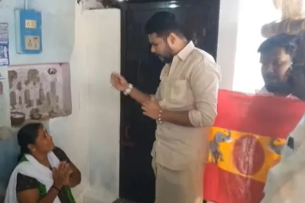 vijay tvk members helped physically challenged women