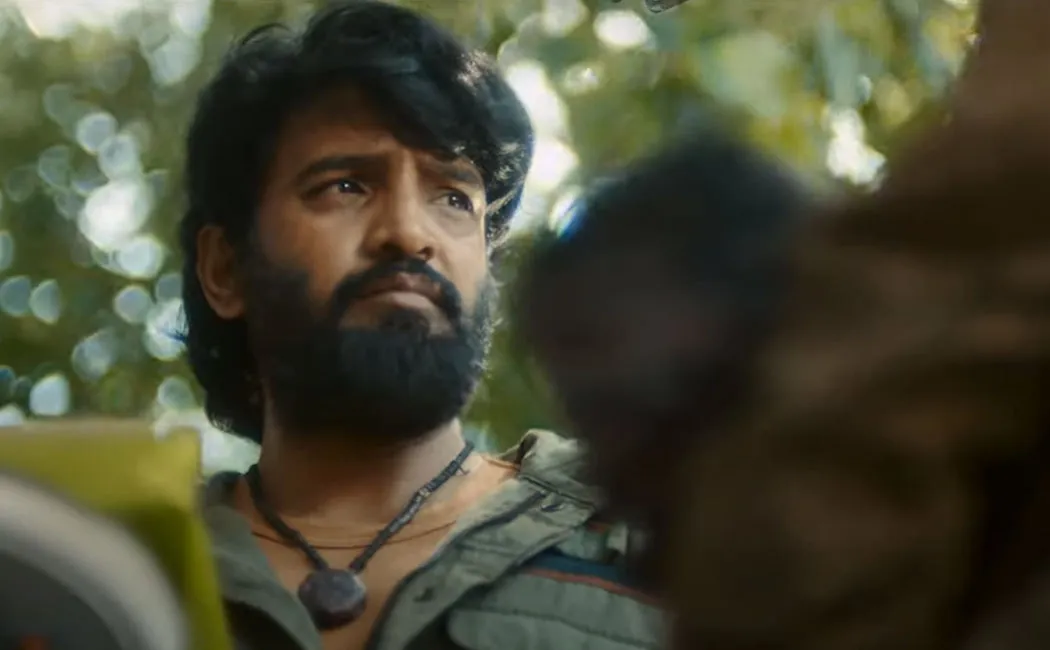 Santhanam in Gulu Gulu movie Sneak Peek video released 