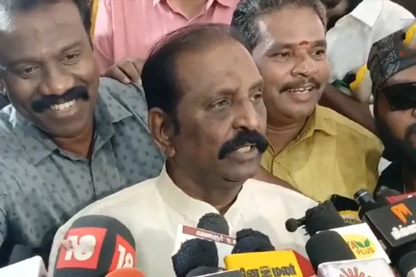 vairamuthu did not answer to ilaiyaraja issue question