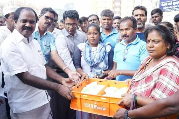  company provided 5000 liters of milk to the people affected by the storm