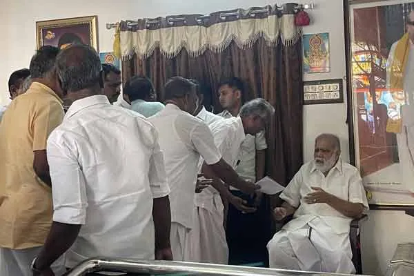Minister I. Periyasamy sayys will always support  safety workers 