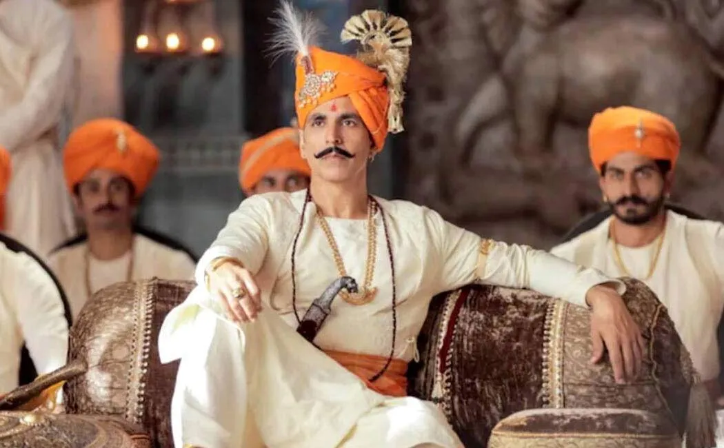 Akshay Kumar - The crew in a miserable condition
