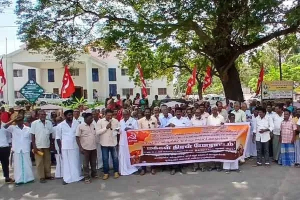 Public strongly opposes merging Panchayat with Panruti Municipality 