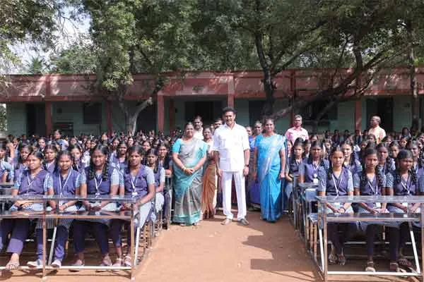 Minister donates 200 seats and tables to government schools 