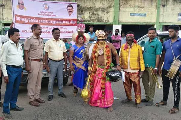 Awareness was created by performing at Chidambaram bus stand