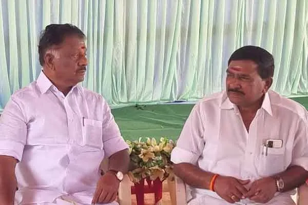 AIADMK Union Secretary joins OPS team 