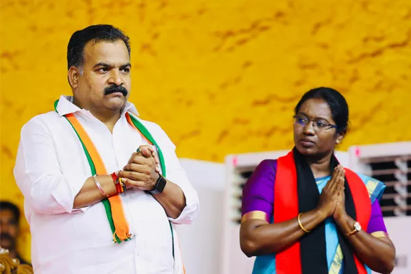  Politics of Godse's grandsons must be defeated said Congress candidate Manickam Tagore