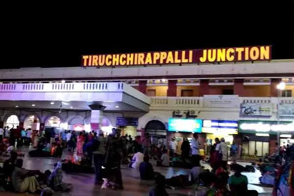 Arbitrary seizure of money at Trichy railway station!