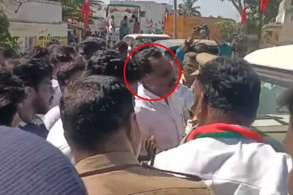 Case registered against ADMK M.R.Vijayabaskar for threatening election officer