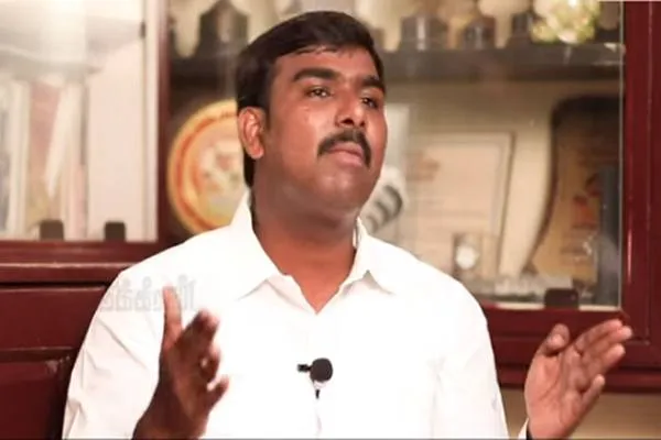 tamilan prasanna speak about surya issue