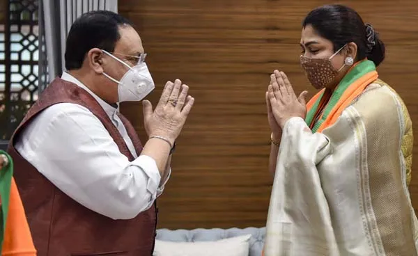 KhushbuSundar 