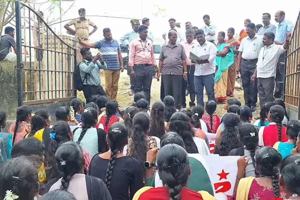 Students struggle against lack  basic facilities college hostel in Chidambaram