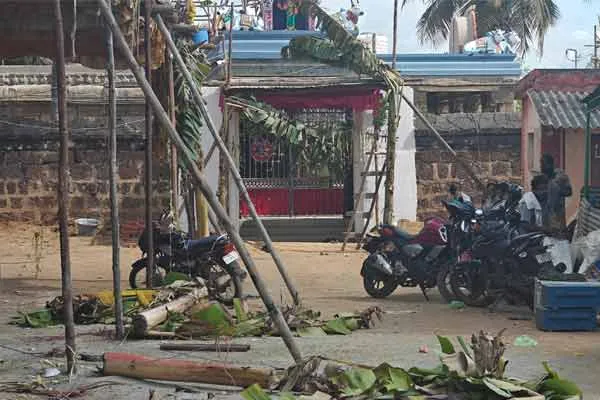 Inspector skull fracture temple festival near Pudukkottai