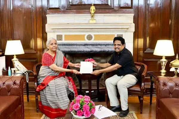 S. Venkatesan thanks Finance Minister for suggesting rbi jewelry loan regulations