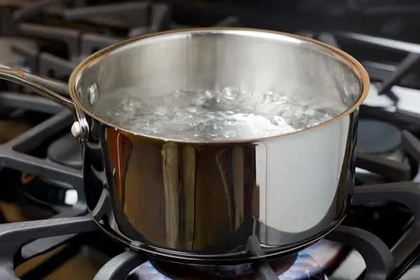 Daughter-in-law pours hot water on mother-in-law 