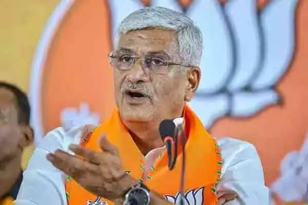 Union Minister explains Why was the Keezhadi study results not approved? 