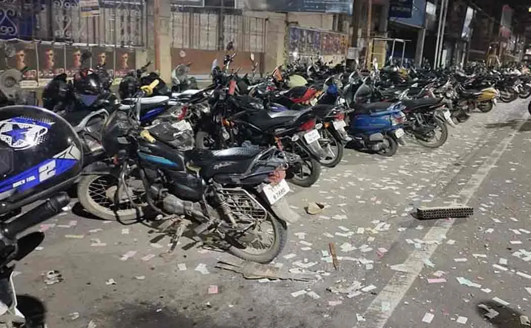 petrol bomb was hurled valimai movie release theater