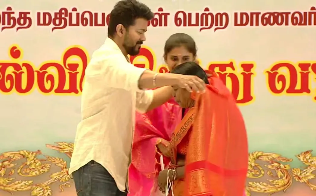 Vijay immediately fulfilled the students request