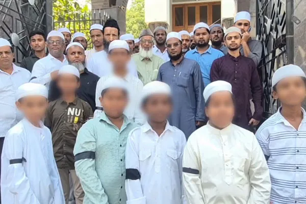 Muslims pray wearing black bands against Waqf Board Amendment Bill