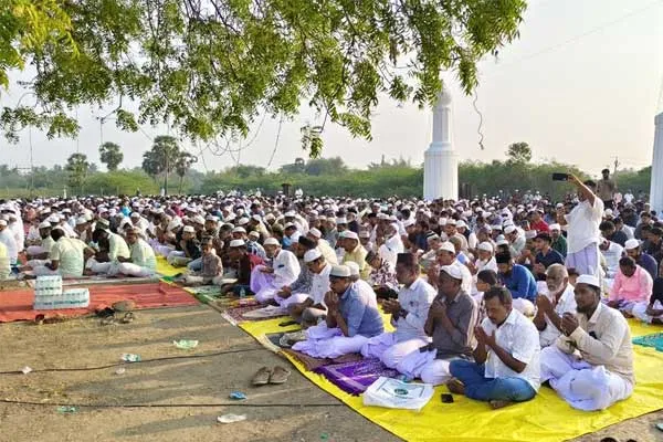 One person faints and passed away during special Ramadan prayers