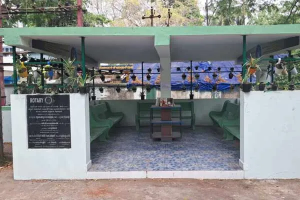 waiting room was transformed into a green reading room due to Nakkheeran 