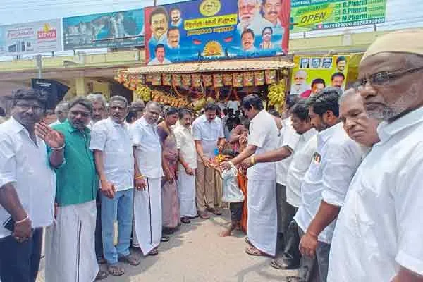 I.P. Senthilkumar said People will defeat the AIADMK-BJP alliance 