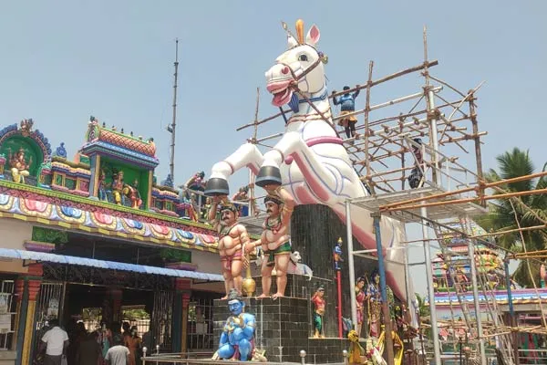 Kulamangalam is the pride of the great Ayyanar 