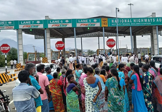 Public vandalized highway toll booth!