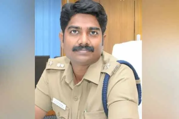 Joint Commissioner Sibi Chakravarthy caught gang that was trying commit kidnappin