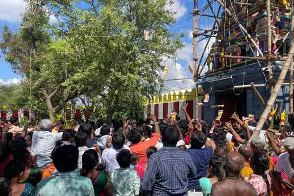 Police fail to control temple consecration crowd!